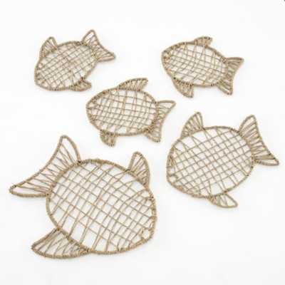 Weaving Fish